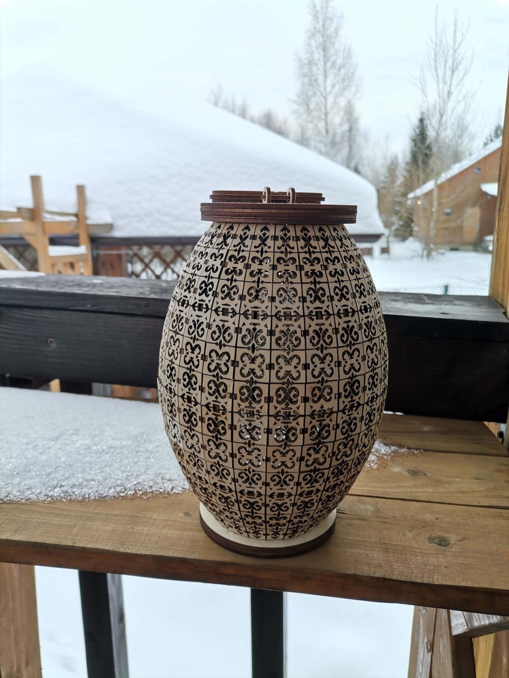 Intra απο ξύλο plywood 3mm-4mm πάχος - Διακοσμητικό Ξύλινο Φωτιστικό δαπέδου όρθιο Δίασταση 30x30 cm Intraeaxys-e1gkd8do