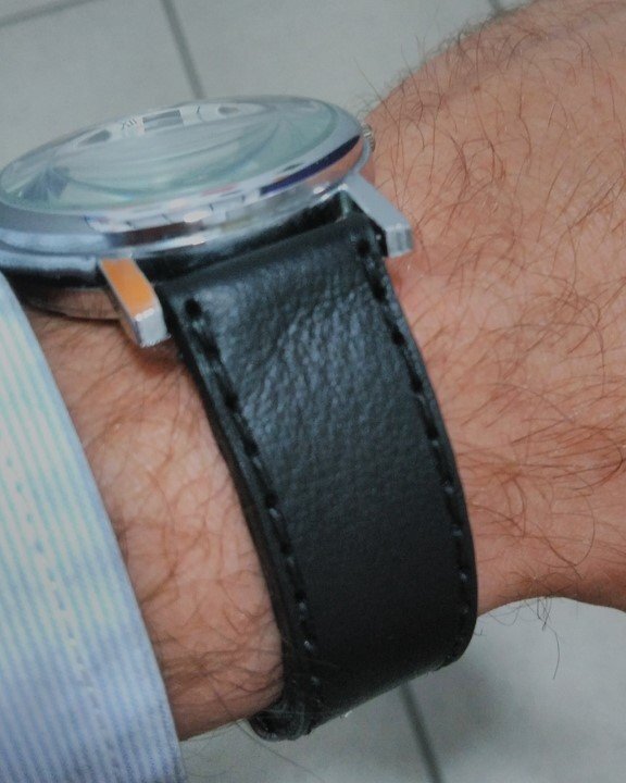 Intra απο ξύλο plywood 3mm-4mm πάχος - Δερμάτινο λουράκι ρολογιού 20mm Δίασταση 30x30 cm Intraeaxys-6o38y4k1