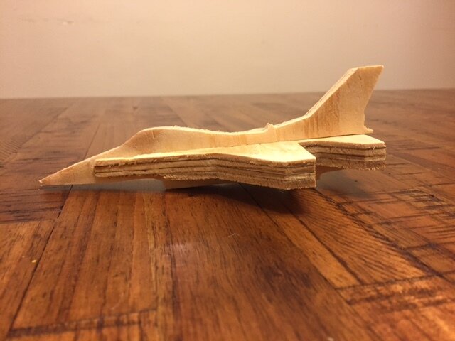 Intra απο ξύλο plywood 3mm-4mm πάχος - Απλό F-16 Δίασταση 30x30 cm Intraeaxys-r7vmx867