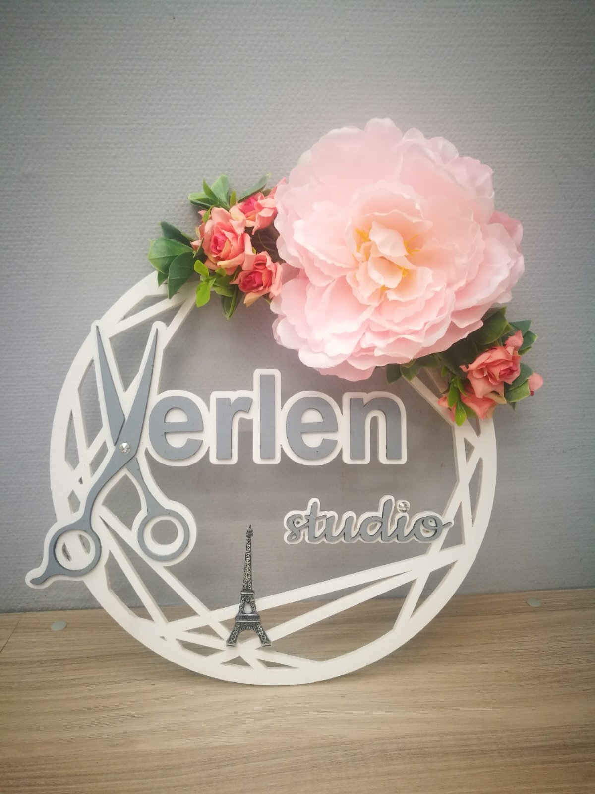 Intra απο ξύλο plywood 3mm-4mm πάχος - Προσαρμοσμένη διακόσμηση μονόγραμμα Δίασταση 30x30 cm Intraeaxys-e1gkylvo