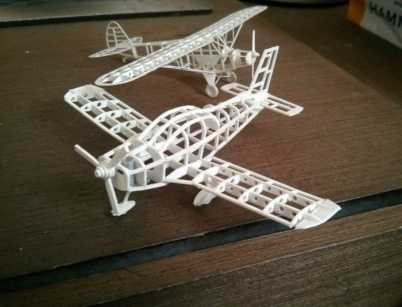 Intra απο ξύλο plywood 3mm-4mm πάχος - Ζώδιο κατοικίδιων ζώων αγάπης Δίασταση 30x30 cm Intraeaxys-e1g5kjvo