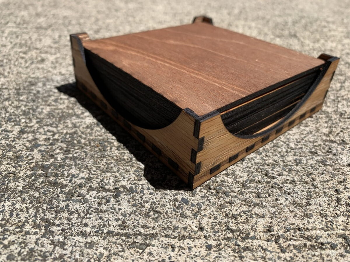 Intra απο ξύλο plywood 3mm-4mm πάχος - Σουβέρ με θήκη Δίασταση 30x30 cm Intraeaxys-ro6ye037