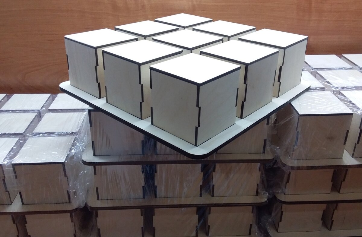 Intra απο ξύλο plywood 3mm-4mm πάχος - Κουτιά Λογοθεραπείας Κουτιά ήχου για Παιδιά Εκμάθηση Δίασταση 30x30 cm Intraeaxys-eoxljvjo