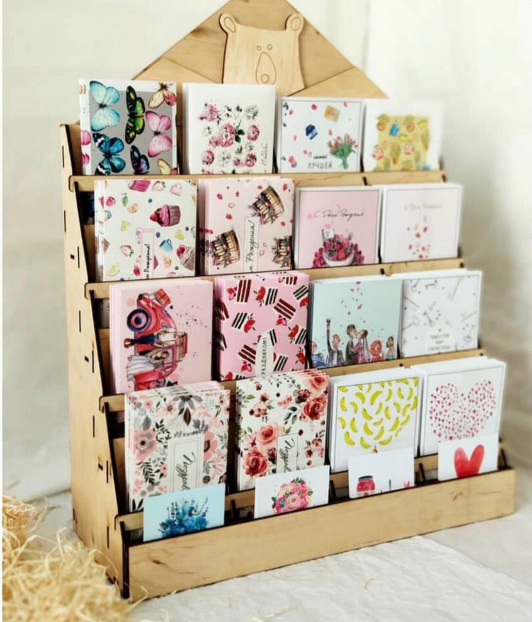 Intra απο ξύλο plywood 3mm-4mm πάχος - Σταντ καρτ ποστάλ Δίασταση 30x30 cm Intraeaxys-eo4qxmd7