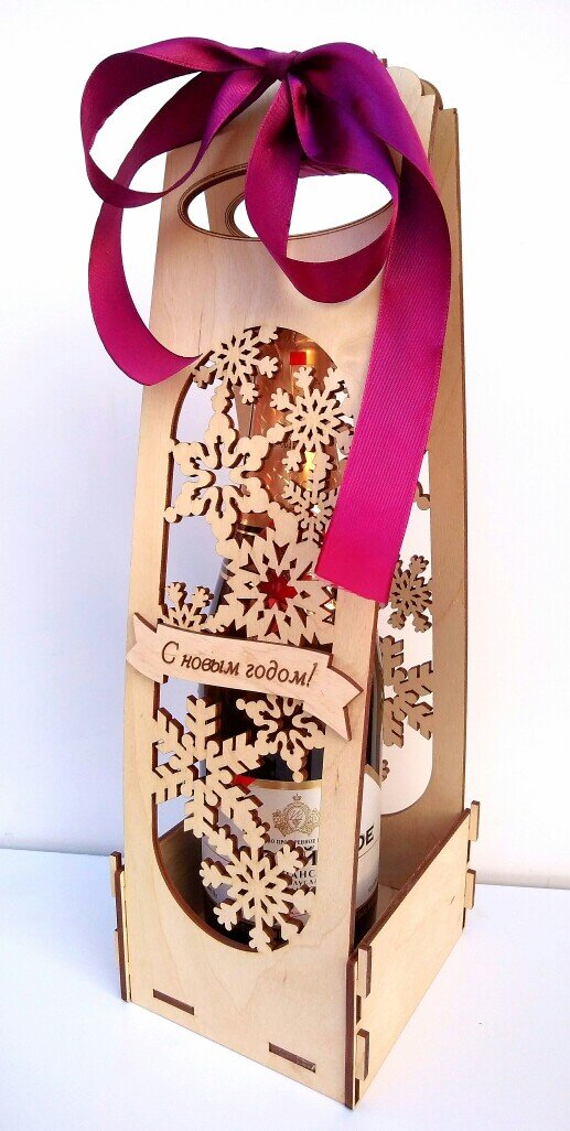 Intra απο ξύλο plywood 3mm-4mm πάχος - Κουτί δώρου σαμπάνιας Δίασταση 30x30 cm Intraeaxys-voq25meo