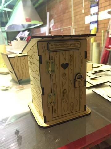 Intra απο ξύλο plywood 3mm-4mm πάχος - Κουμπαράς τουαλέτας Δίασταση 30x30 cm Intraeaxys-r7v36lod