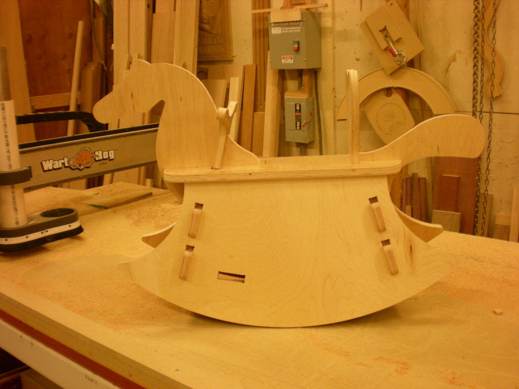 Intra απο ξύλο plywood 3mm-4mm πάχος - Ξύλινο κουνιστό άλογο για παιδιά Δίασταση 30x30 cm Intraeaxys-91jdy5g1