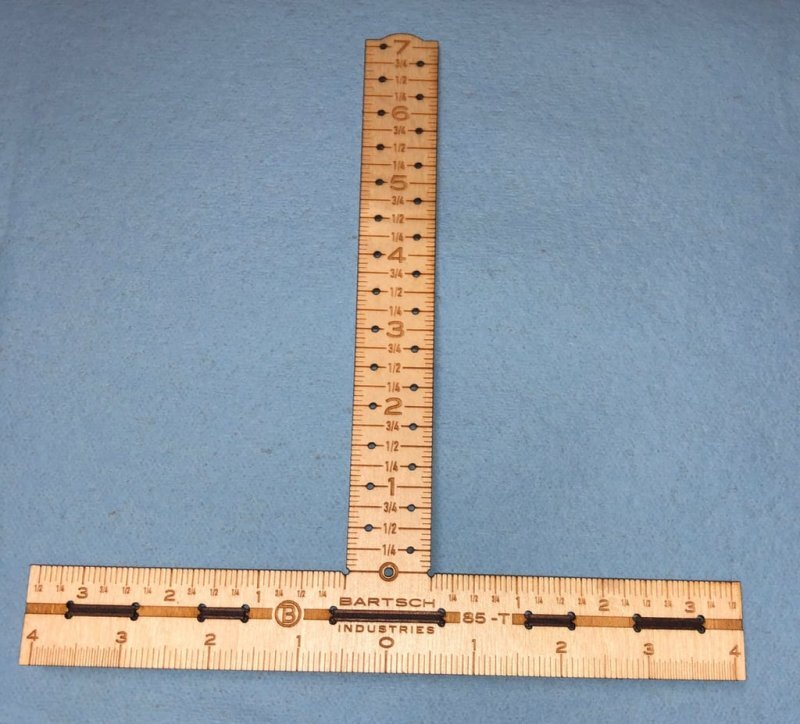 Intra απο ξύλο plywood 3mm-4mm πάχος - Τετράγωνο χάρακας Δίασταση 30x30 cm Intraeaxys-joerrdd7