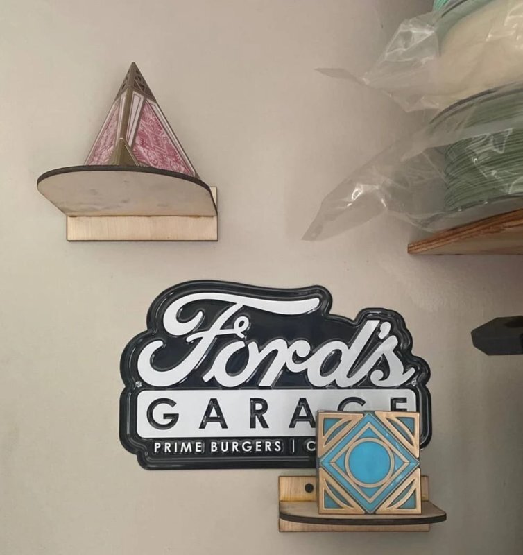 Intra απο ξύλο plywood 3mm-4mm πάχος - Ράφι του Star Wars Holocron Δίασταση 30x30 cm Intraeaxys-zo98mjy1