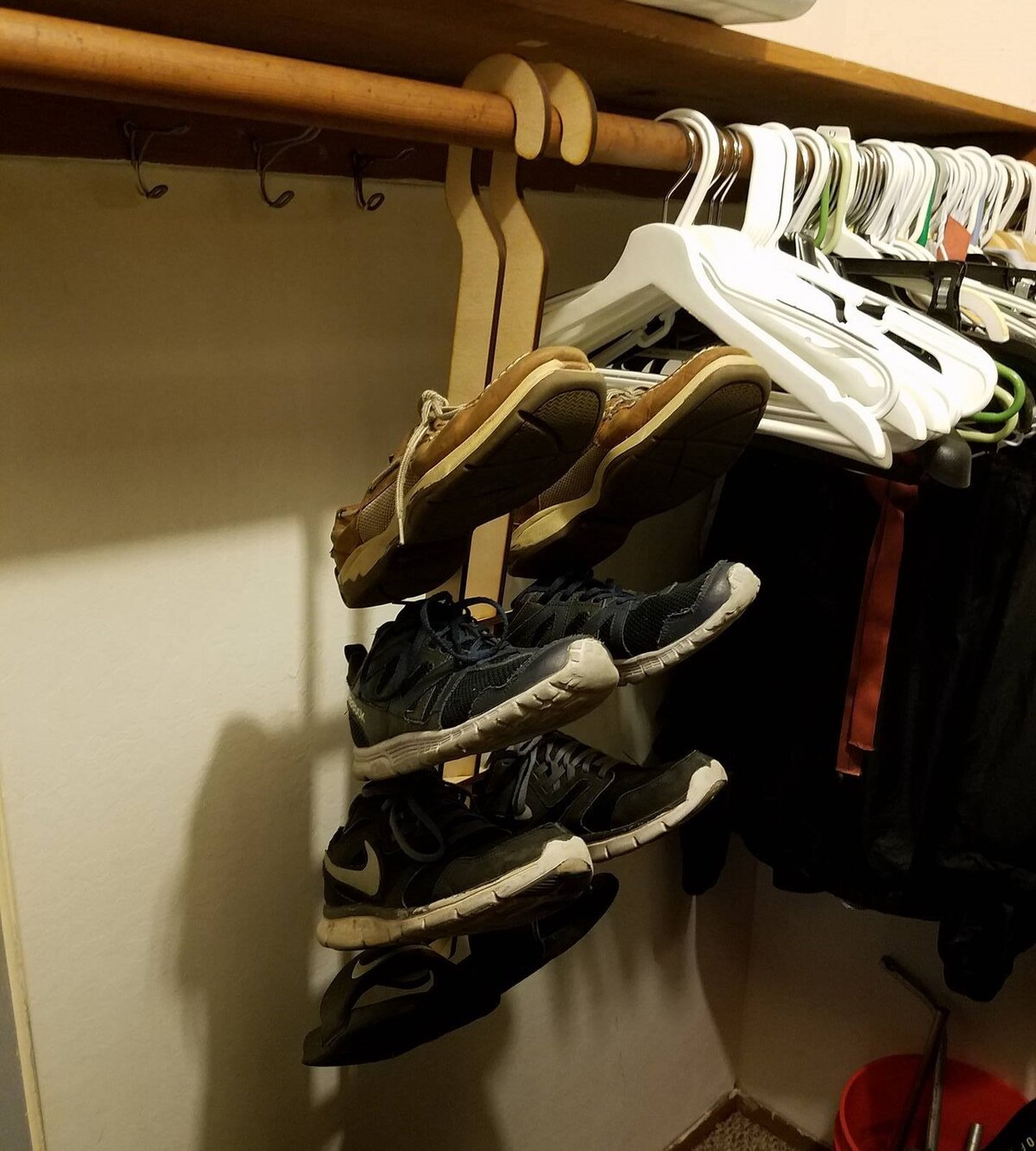 Intra απο ξύλο plywood 3mm-4mm πάχος - Σχάρα παπουτσιών Κρεμάστρα παπουτσιών Δίασταση 30x30 cm Intraeaxys-p7ymwqp7