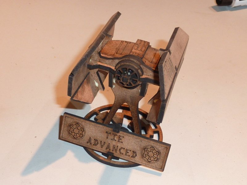 Intra απο ξύλο plywood 3mm-4mm πάχος - TIE Advanced 3D Model Δίασταση 30x30 cm Intraeaxys-p7yr9lpo