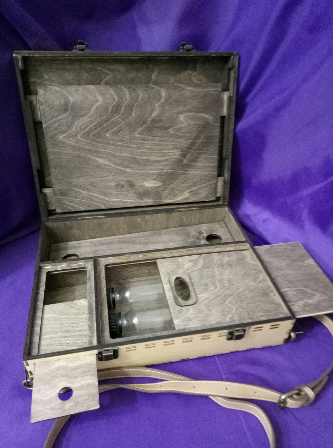 Intra απο ξύλο plywood 3mm-4mm πάχος - Ξύλινη βαλίτσα Δίασταση 30x30 cm Intraeaxys-eo4qe587