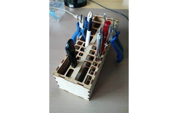 Intra απο ξύλο plywood 3mm-4mm πάχος - Θήκη εργαλείου Δίασταση 30x30 cm Intraeaxys-lop33231