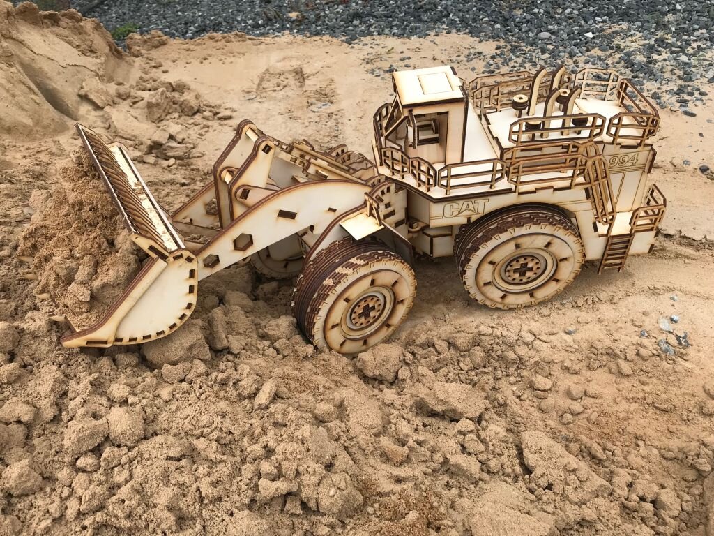 Intra απο ξύλο plywood 3mm-4mm πάχος - Τρισδιάστατο παζλ Caterpillar 994 Wheel Loader Δίασταση 30x30 cm Intraeaxys-lopqxq57