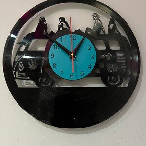 Intra απο ξύλο plywood 3mm-4mm πάχος - Ρολόι τοίχου Camper Van Δίασταση 30x30 cm Intraeaxys-eo4q3597