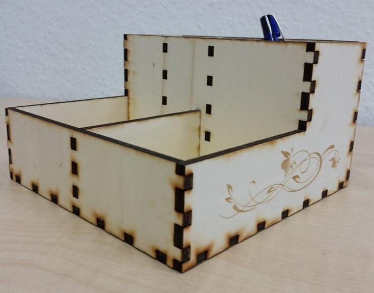 Intra απο ξύλο plywood 3mm-4mm πάχος - Κουτί αποθήκευσης γραφείου Δίασταση 30x30 cm Intraeaxys-lopq45z7