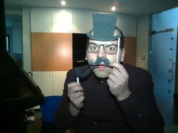 Intra απο ξύλο plywood 3mm-4mm πάχος - Διασκεδαστικά στηρίγματα Photo Booth Δίασταση 30x30 cm Intraeaxys-r7vm0lz7