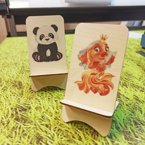 Intra απο ξύλο plywood 3mm-4mm πάχος - Ξύλινη βάση τηλεφώνου Δίασταση 30x30 cm Intraeaxys-e1gkgyvo