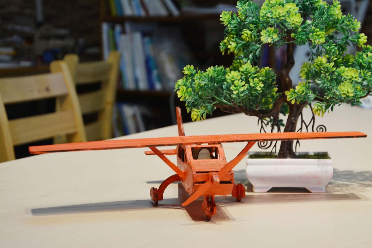 Intra απο ξύλο plywood 3mm-4mm πάχος - Ξύλινα αεροσκάφη Δίασταση 30x30 cm Intraeaxys-r1z2l5p1