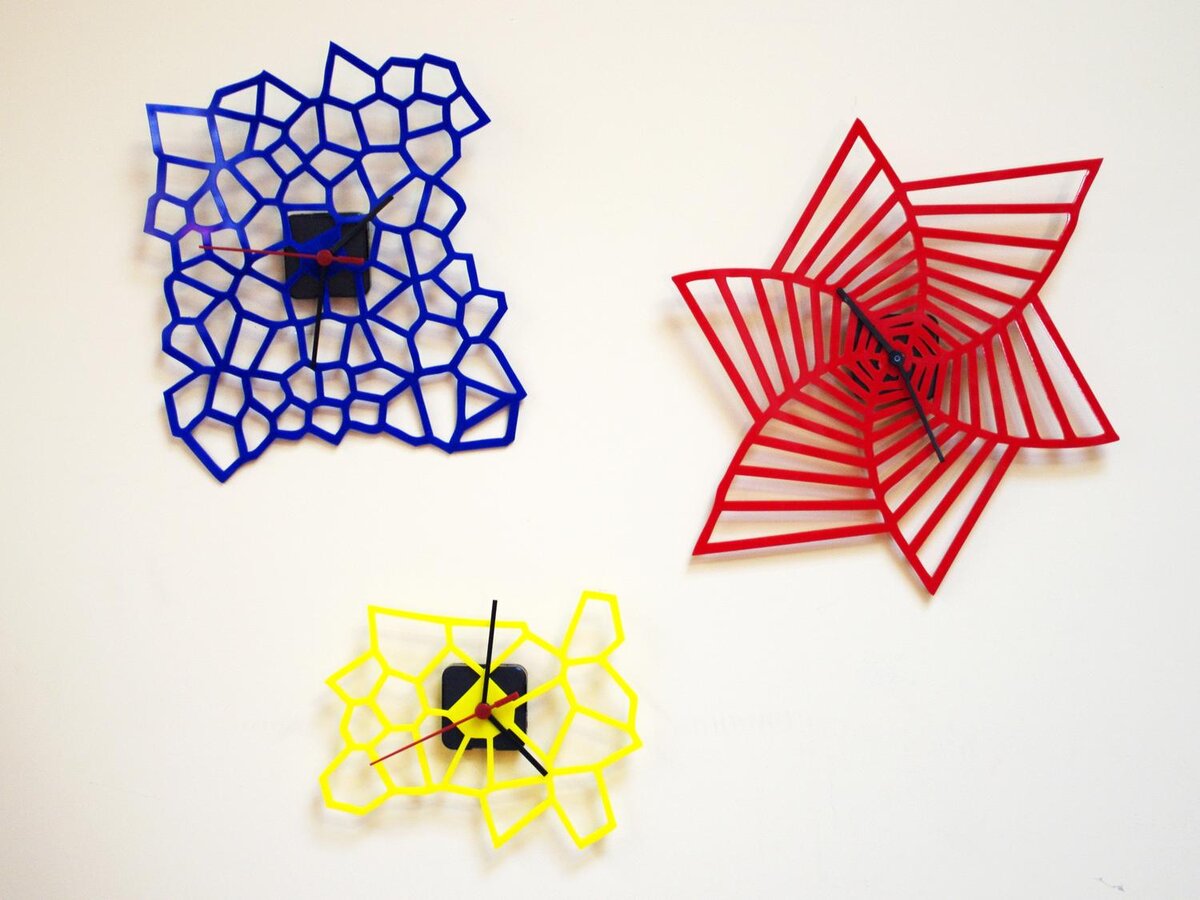 Intra απο ξύλο plywood 3mm-4mm πάχος - Ακρυλικά ρολόγια τοίχου για παιδιά Δίασταση 30x30 cm Intraeaxys-075ymvko