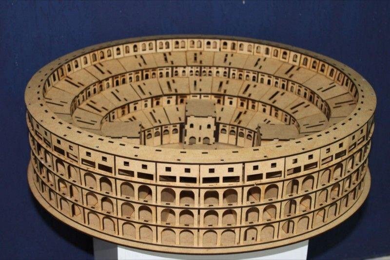 Intra απο ξύλο plywood 3mm-4mm πάχος - Μινιατούρα παζλ ξύλινο ρωμαϊκό Colosseum Δίασταση 30x30 cm Intraeaxys-eo2y0dq1