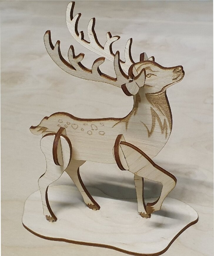 Intra απο ξύλο plywood 3mm-4mm πάχος - Χριστουγεννιάτικο Deer Decor 4mm Κόντρα πλακέ Δίασταση 30x30 cm Intraeaxys-e1gk2qvo