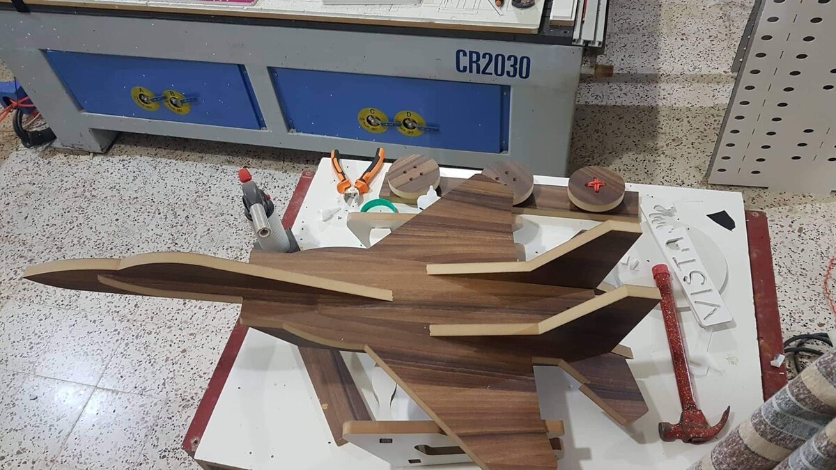 Intra απο ξύλο plywood 3mm-4mm πάχος - Μίνι μαχητικό αεροσκάφος F-15 Δίασταση 30x30 cm Intraeaxys-lopq5yz7