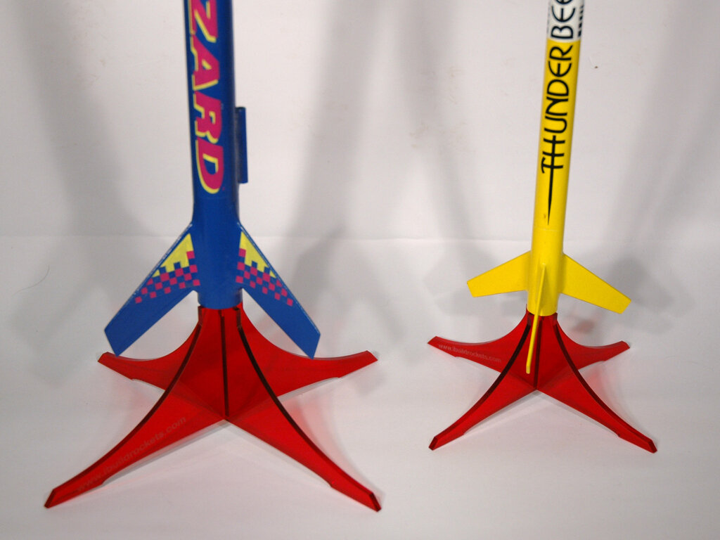 Intra απο ξύλο plywood 3mm-4mm πάχος - 13mm 18mm Model Rocket Display Stand 3mm Ακρυλικό Δίασταση 20x20 cm Intraeaxys-m1d6m5e7