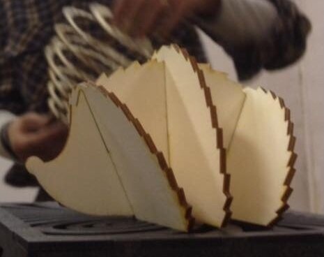 Intra απο ξύλο plywood 3mm-4mm πάχος - Ξύλινος Σκαντζόχοιρος 3mm Mdf Δίασταση 30x30 cm Intraeaxys-joed0951