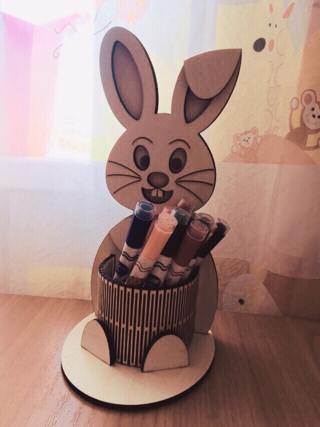 Intra απο ξύλο plywood 3mm-4mm πάχος - Κουνέλι στυλοθήκη Δίασταση 30x30 cm Intraeaxys-lopqpg67