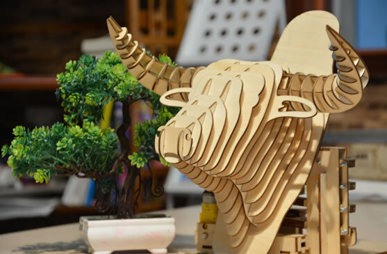 Intra απο ξύλο plywood 3mm-4mm πάχος - Διακόσμηση τοίχου κεφαλής ταύρου Δίασταση 30x30 cm Intraeaxys-pok39zj7