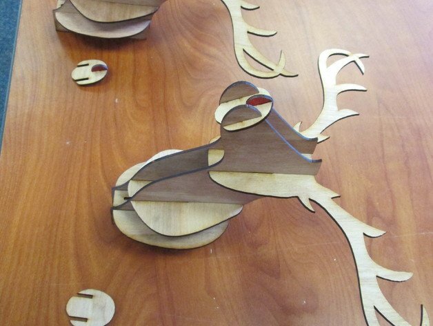 Intra απο ξύλο plywood 3mm-4mm πάχος - Κεφάλι ελαφιού Δίασταση 30x30 cm Intraeaxys-eo0qnxg1