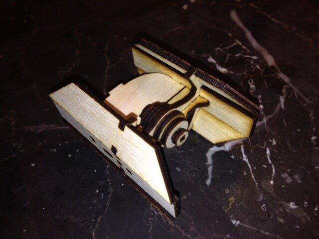 Intra απο ξύλο plywood 3mm-4mm πάχος - Tie Advanced Fighter Δίασταση 30x30 cm Intraeaxys-voq2qedo