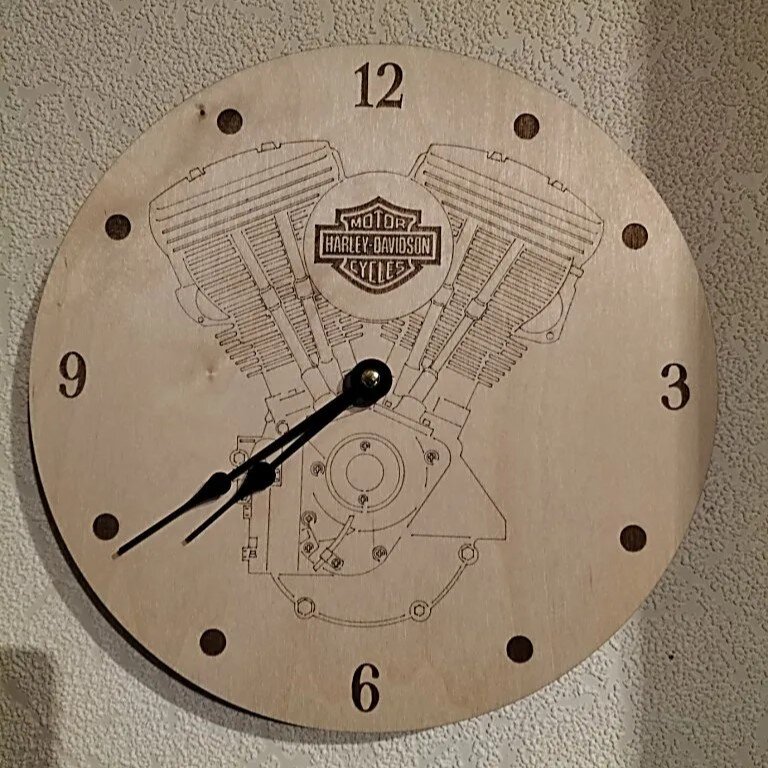 Intra απο ξύλο plywood 3mm-4mm πάχος - Ρολόι τοίχου Harley Davidson Δίασταση 30x30 cm Intraeaxys-078y3ejo