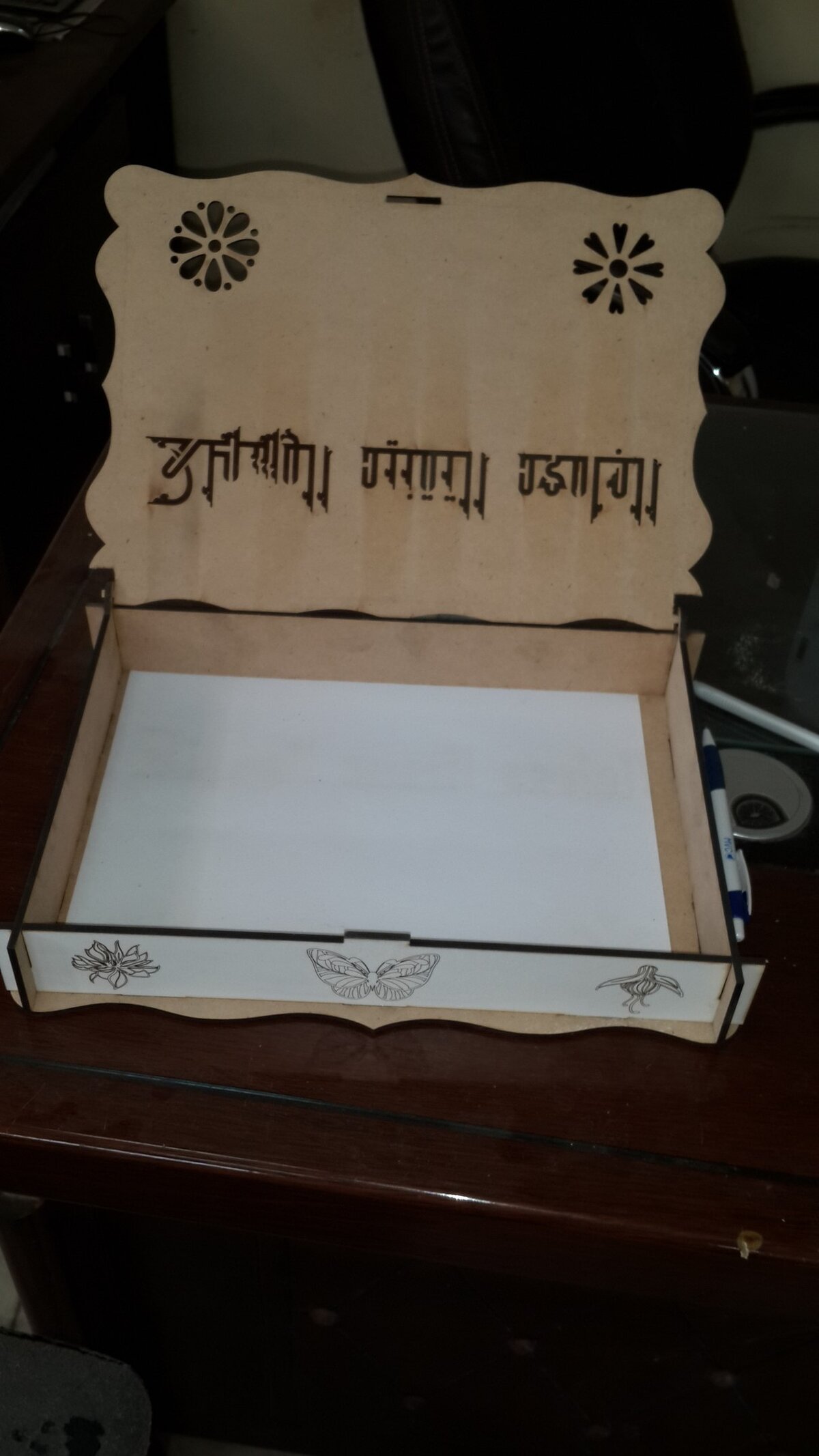 Intra απο ξύλο plywood 3mm-4mm πάχος - Κουτί 4 mm laser cut Δίασταση 30x30 cm Intraeaxys-6o3gdk7n