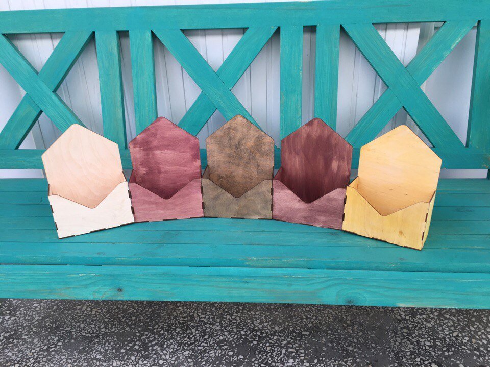 Intra απο ξύλο plywood 3mm-4mm πάχος - Κουτί σε σχήμα φακέλου Δίασταση 30x30 cm Intraeaxys-r1zzvl1l