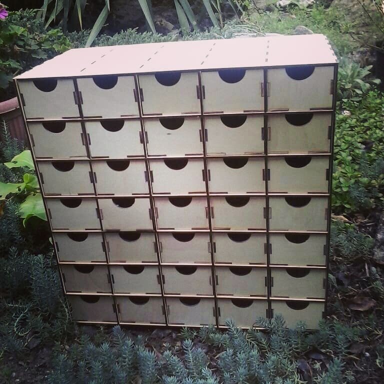 Intra απο ξύλο plywood 3mm-4mm πάχος - Lasercut Organizer Δίασταση 30x30 cm Intraeaxys-91jd0qg1