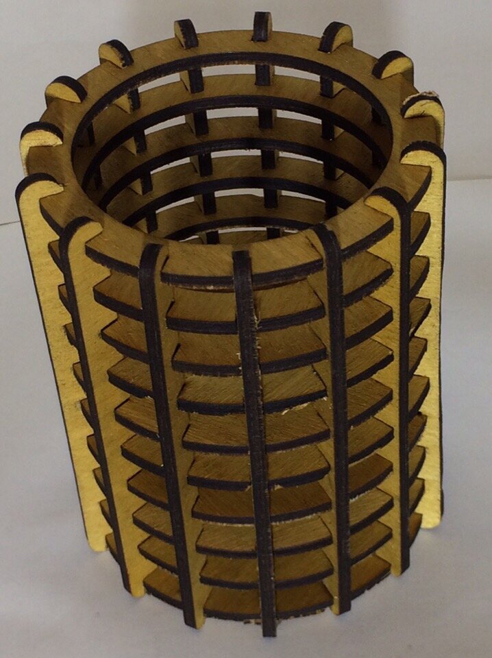 Intra απο ξύλο plywood 3mm-4mm πάχος - Στρογγυλή Μολυβοθήκη Γραφείο Organizer Δίασταση 30x30 cm Intraeaxys-91jd2x41