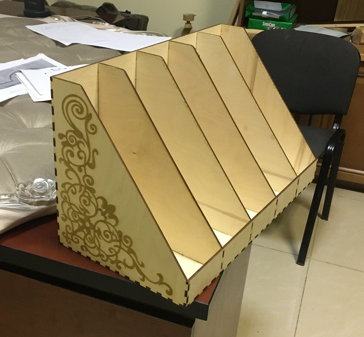 Intra απο ξύλο plywood 3mm-4mm πάχος - Δίσκος Χαρτιών Γραφείου Κόντρα πλακέ 4mm Δίασταση 30x30 cm Intraeaxys-voq254eo