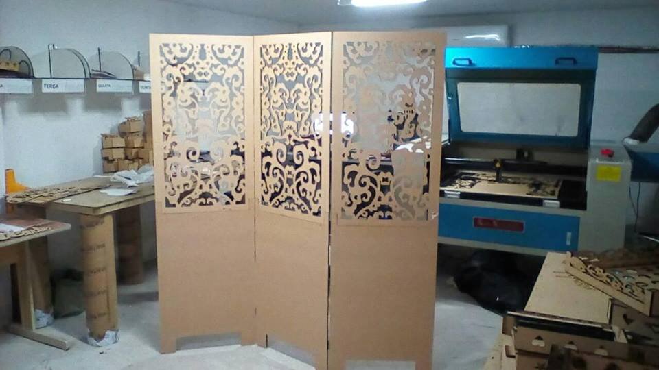 Intra απο ξύλο plywood 3mm-4mm πάχος - Biombo Modelo 01 Δίασταση 30x30 cm Intraeaxys-r7vkll1d