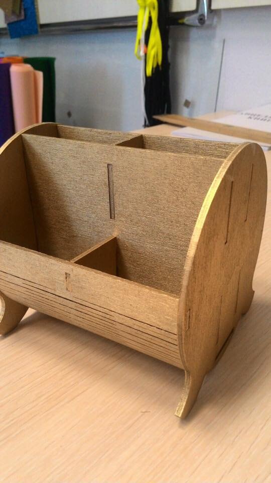 Intra απο ξύλο plywood 3mm-4mm πάχος - Καρτό Δίασταση 30x30 cm Intraeaxys-eo2e6qo8