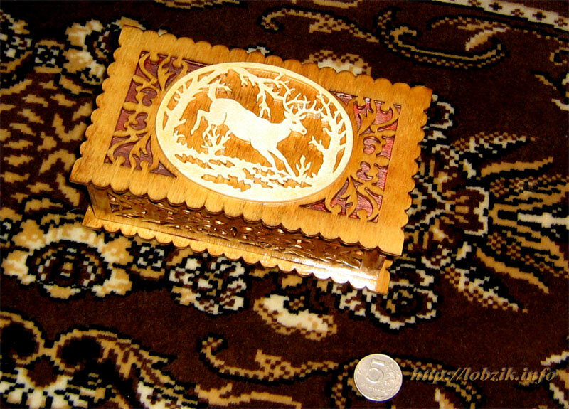 Intra απο ξύλο plywood 3mm-4mm πάχος - Shkatulka S Olenem – Αρχείο PDF Chertezh Δίασταση 30x30 cm Intraeaxys-eo2523o8