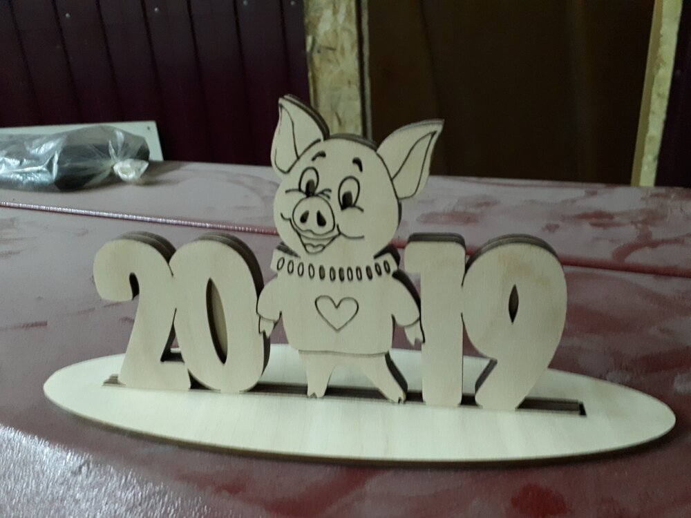 Intra απο ξύλο plywood 3mm-4mm πάχος - Svinka 2019 Vasha Δίασταση 30x30 cm Intraeaxys-51rwnr76