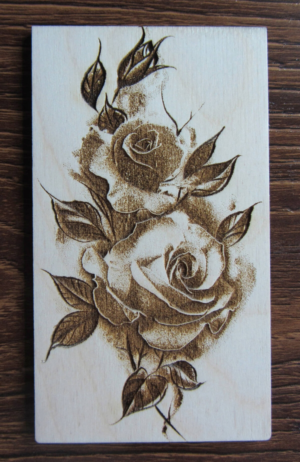 Intra απο ξύλο plywood 3mm-4mm πάχος - Λουλούδι χαρακτική με λέιζερ υψηλής ανάλυσης Δίασταση 30x30 cm Intraeaxys-ro6yr327