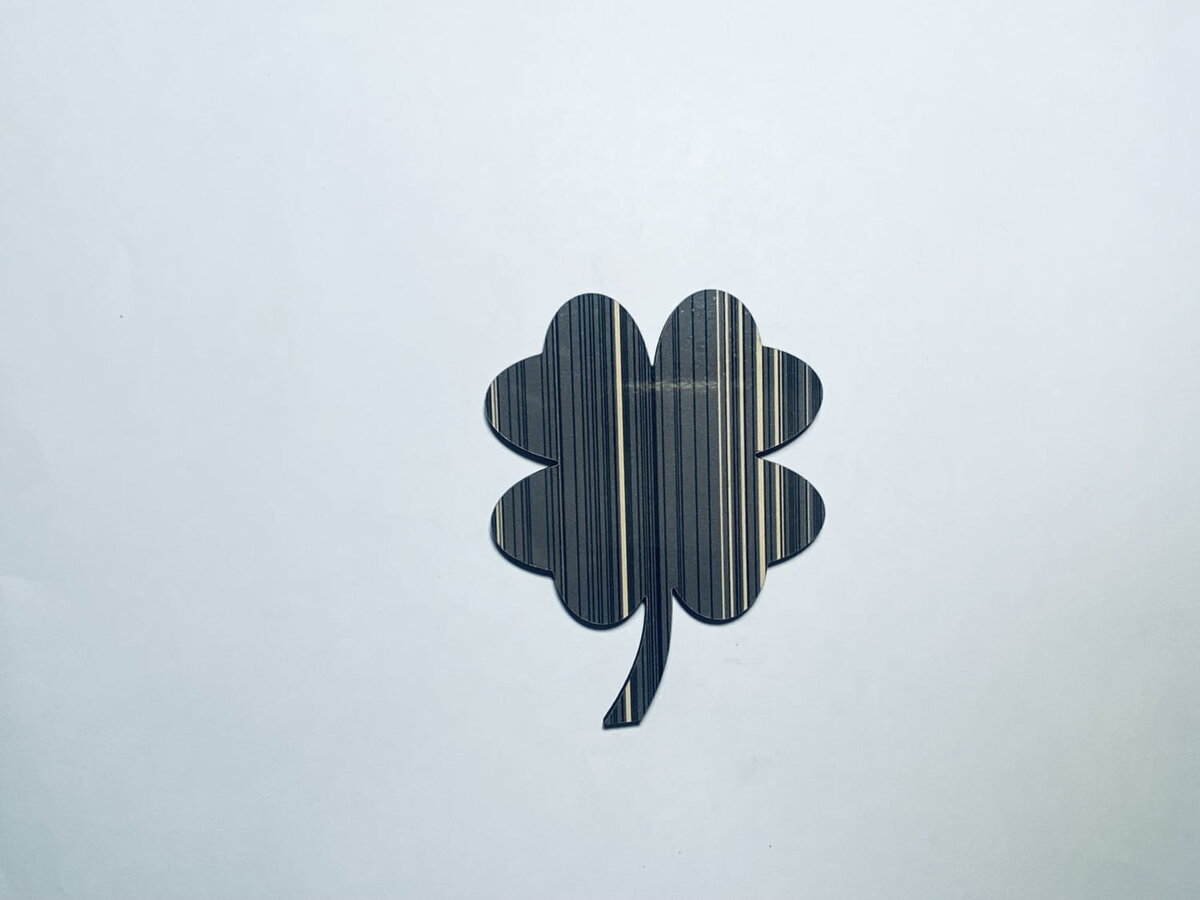 Intra απο ξύλο plywood 3mm-4mm πάχος - Ημιτελές ξύλινο κόψιμο σε σχήμα τριφυλλιού 4 φύλλων Δίασταση 30x30 cm Intraeaxys-voq20vjo