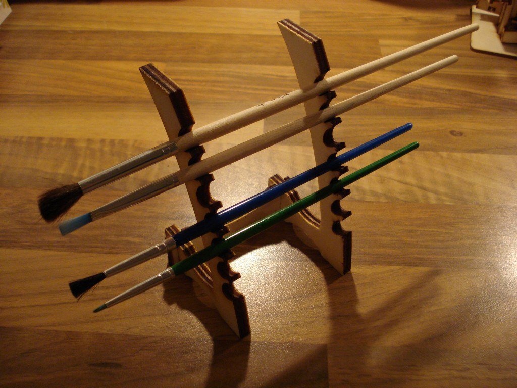 Intra απο ξύλο plywood 3mm-4mm πάχος - Βάση πινέλου Samurai Δίασταση 30x30 cm Intraeaxys-m1dkpxok