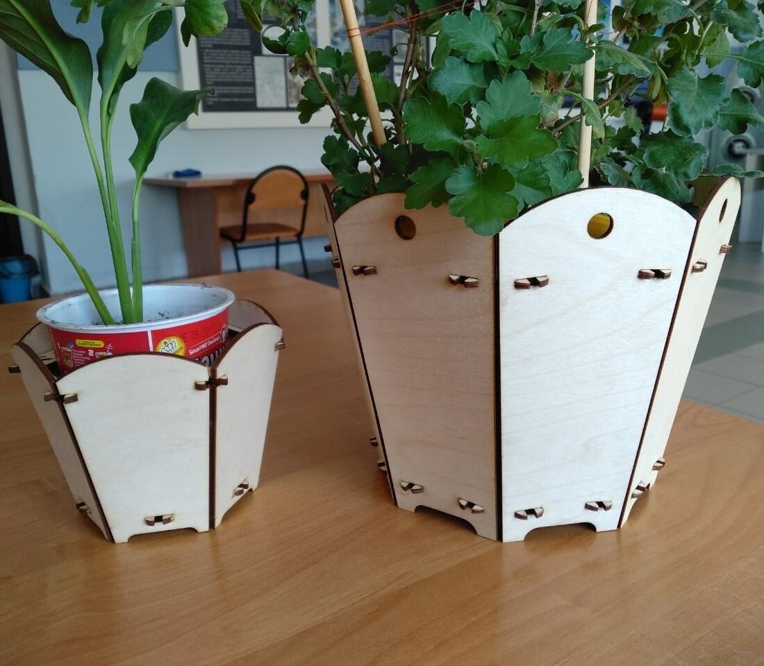 Intra απο ξύλο plywood 3mm-4mm πάχος - Φυτοστάνδη Διακόσμηση σπιτιού 3mm Δίασταση 30x30 cm Intraeaxys-51rrk931