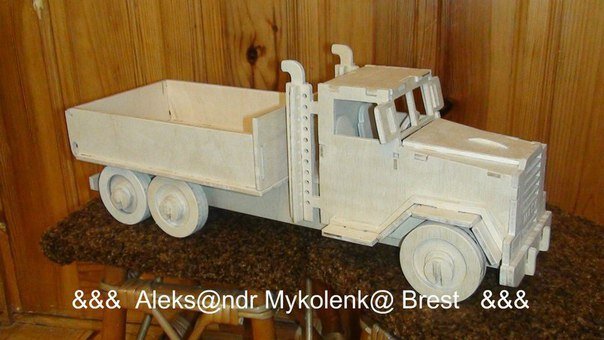 Intra απο ξύλο plywood 3mm-4mm πάχος - Truck 3D Puzzle Δίασταση 30x30 cm Intraeaxys-eo23p378