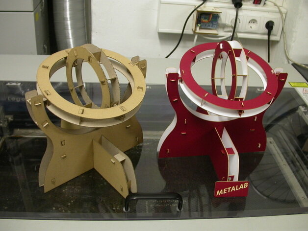 Intra απο ξύλο plywood 3mm-4mm πάχος - Gimbal από χαρτόνι κοπής με λέιζερ Δίασταση 30x30 cm Intraeaxys-e1gjex1l