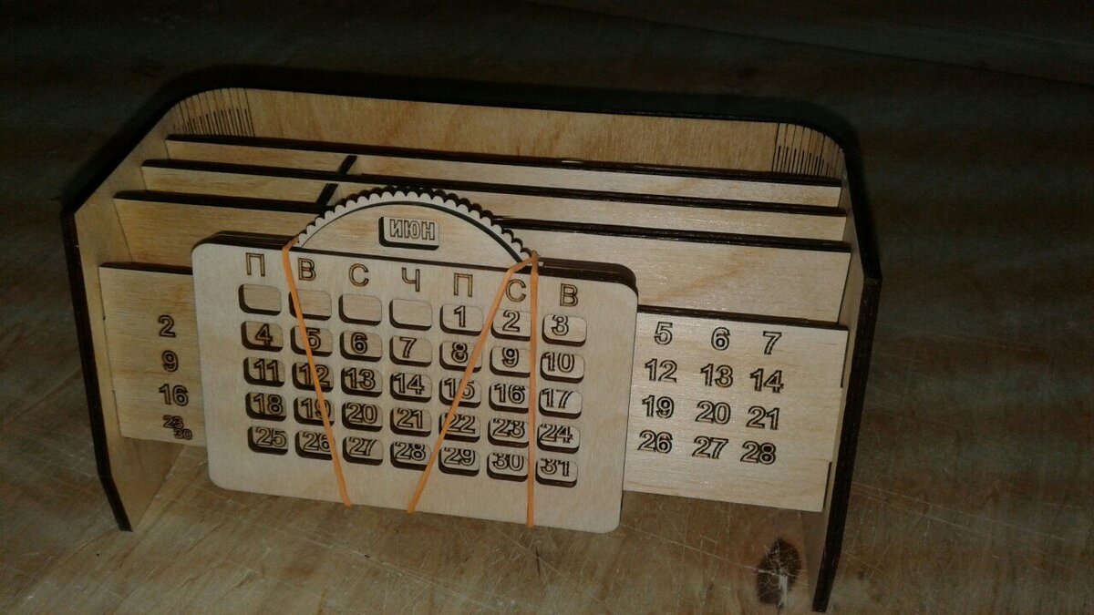 Intra απο ξύλο plywood 3mm-4mm πάχος - Gotovy Δίασταση 30x30 cm Intraeaxys-e1gmxx1l